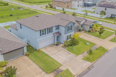 House in Tampa, Florida 6 bedrooms, 312.34 sq.m. № 1822659 - photo 3