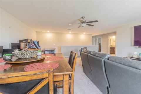 House in Tampa, Florida 6 bedrooms, 312.34 sq.m. № 1822659 - photo 27