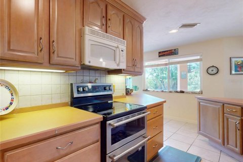 House in New Smyrna Beach, Florida 4 bedrooms, 278.71 sq.m. № 1873761 - photo 26