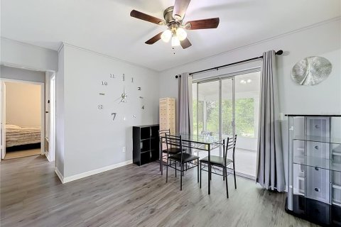 Villa ou maison à louer à Deltona, Floride: 2 chambres, 76.18 m2 № 2413967 - photo 4