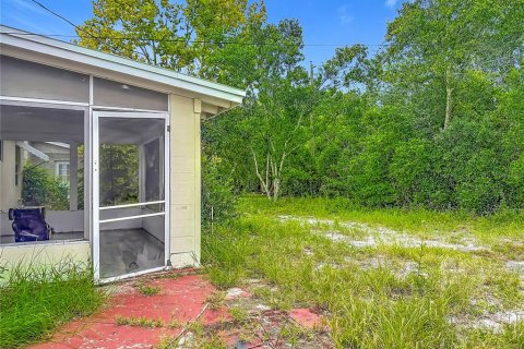 Villa ou maison à louer à Deltona, Floride: 2 chambres, 76.18 m2 № 2413967 - photo 14