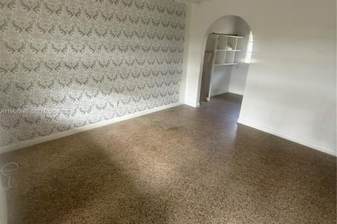 Снять в аренду виллу или дом в Холливуд, Флорида 2 спальни, 127.28м2, № 2029200 - фото 9