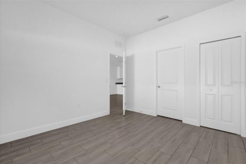 Adosado en venta en Davenport, Florida, 4 dormitorios, 189.06 m2 № 1422365 - foto 19