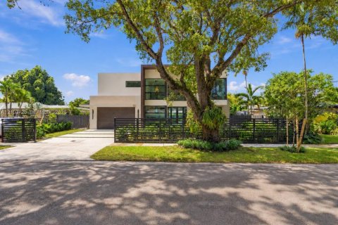 Villa ou maison à vendre à Miami, Floride: 5 chambres, 344.85 m2 № 2422614 - photo 2