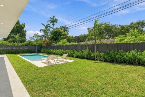 Villa ou maison à vendre à Miami, Floride: 5 chambres, 344.85 m2 № 2422614 - photo 5
