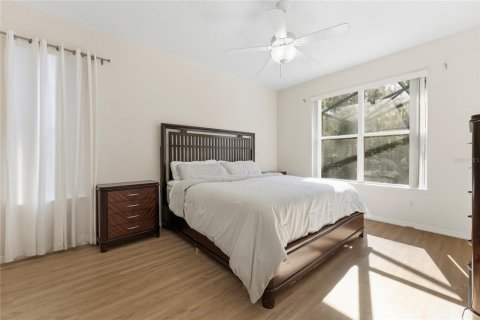 House in Kissimmee, Florida 4 bedrooms, 167.97 sq.m. № 2098995 - photo 11