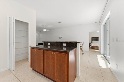 House in Kissimmee, Florida 4 bedrooms, 167.97 sq.m. № 2098995 - photo 10