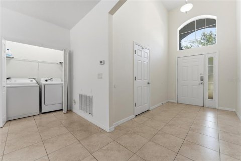 House in Kissimmee, Florida 4 bedrooms, 167.97 sq.m. № 2098995 - photo 4