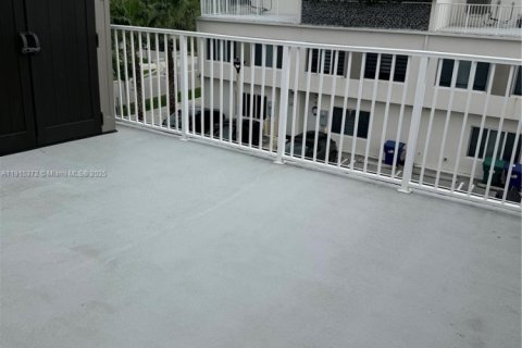 Купить таунхаус в Хомстед, Флорида 4 спальни, 129.88м2, № 1970579 - фото 27