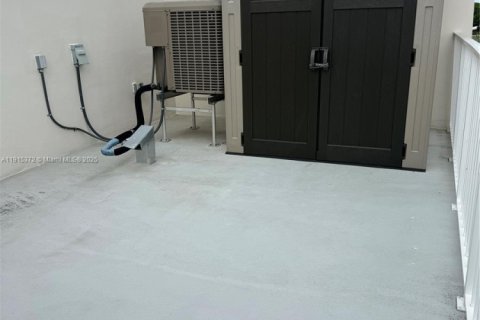Купить таунхаус в Хомстед, Флорида 4 спальни, 129.88м2, № 1970579 - фото 26