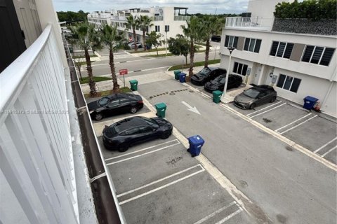 Купить таунхаус в Хомстед, Флорида 4 спальни, 129.88м2, № 1970579 - фото 30