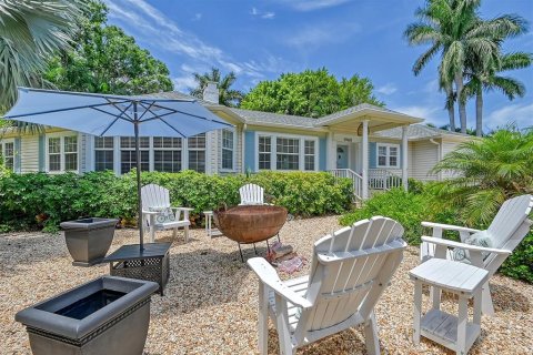 House in Sarasota, Florida 3 bedrooms, 149.67 sq.m. № 1648013 - photo 30