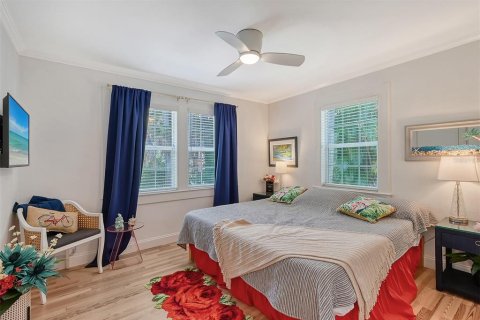 House in Sarasota, Florida 3 bedrooms, 149.67 sq.m. № 1648013 - photo 19