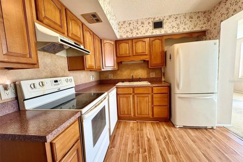 Condominio en venta en Clearwater, Florida, 2 dormitorios, 102.19 m2 № 2201814 - foto 3