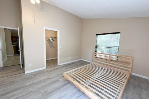 House in Orlando, Florida 3 bedrooms, 176.61 sq.m. № 2115368 - photo 7