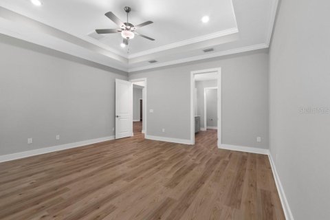 House in Hudson, Florida 4 bedrooms, 314.85 sq.m. № 1631427 - photo 12