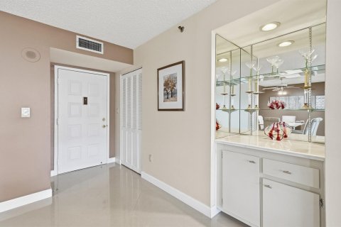 Condominio en venta en Hollywood, Florida, 2 dormitorios, 145.86 m2 № 2183017 - foto 9