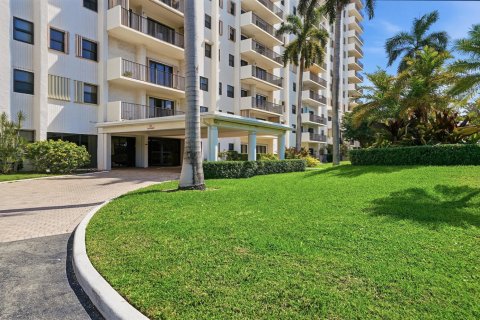 Condominio en venta en Hollywood, Florida, 2 dormitorios, 145.86 m2 № 2183017 - foto 3