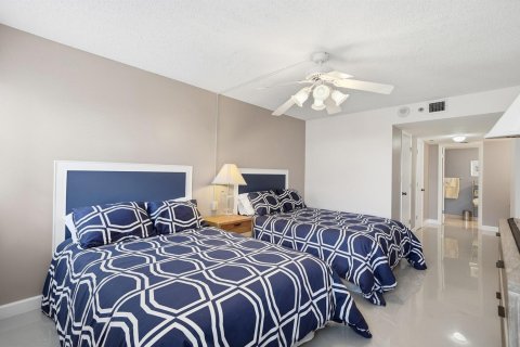 Condominio en venta en Hollywood, Florida, 2 dormitorios, 145.86 m2 № 2183017 - foto 23