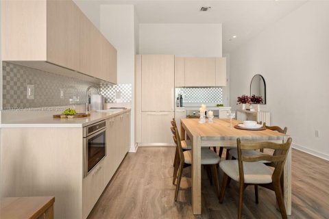 Снять в аренду кондоминиум в Майами, Флорида 3 спальни, 123м2, № 1822122 - фото 14