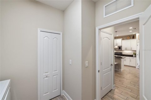 House in Englewood, Florida 2 bedrooms, 151.62 sq.m. № 1670189 - photo 29