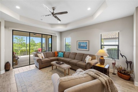 House in Englewood, Florida 2 bedrooms, 151.62 sq.m. № 1670189 - photo 11