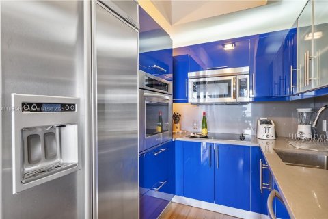 Condominio en venta en Fort Lauderdale, Florida, 1 dormitorio, 65.87 m2 № 1887522 - foto 10