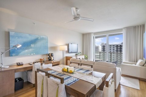 Condominio en venta en Fort Lauderdale, Florida, 1 dormitorio, 65.87 m2 № 1887522 - foto 8