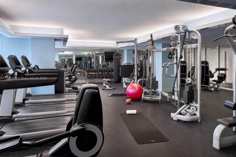 Condominio en venta en Fort Lauderdale, Florida, 1 dormitorio, 65.87 m2 № 1887522 - foto 14