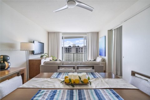 Condominio en venta en Fort Lauderdale, Florida, 1 dormitorio, 65.87 m2 № 1887522 - foto 6