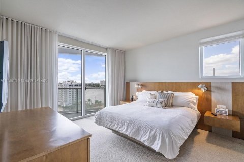 Condominio en venta en Fort Lauderdale, Florida, 1 dormitorio, 65.87 m2 № 1887522 - foto 9