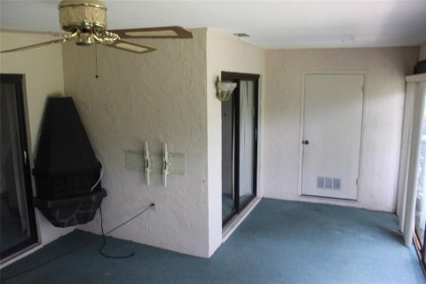 House in Winter Haven, Florida 2 bedrooms, 118.73 sq.m. № 2113223 - photo 22