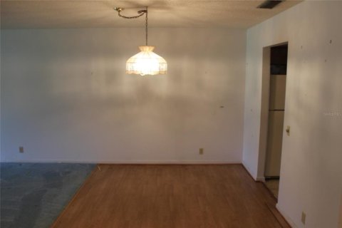 House in Winter Haven, Florida 2 bedrooms, 118.73 sq.m. № 2113223 - photo 11