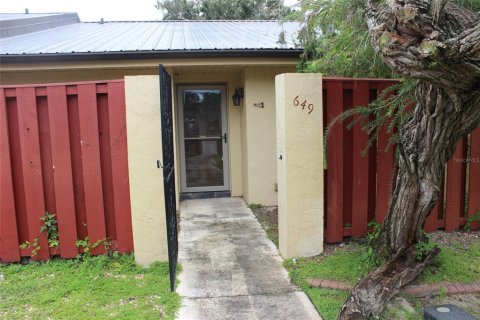House in Winter Haven, Florida 2 bedrooms, 118.73 sq.m. № 2113223 - photo 2