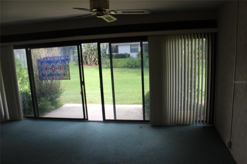 House in Winter Haven, Florida 2 bedrooms, 118.73 sq.m. № 2113223 - photo 8