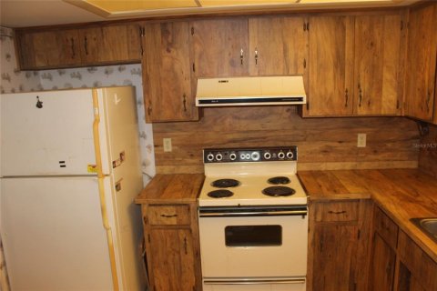 House in Winter Haven, Florida 2 bedrooms, 118.73 sq.m. № 2113223 - photo 14