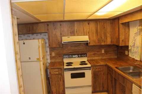 House in Winter Haven, Florida 2 bedrooms, 118.73 sq.m. № 2113223 - photo 16