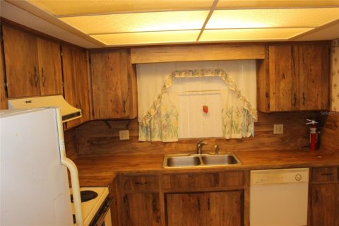 House in Winter Haven, Florida 2 bedrooms, 118.73 sq.m. № 2113223 - photo 15