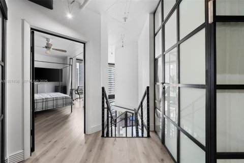 Copropriété à louer à Miami, Floride: 1 chambre, 124.21 m2 № 1988688 - photo 29