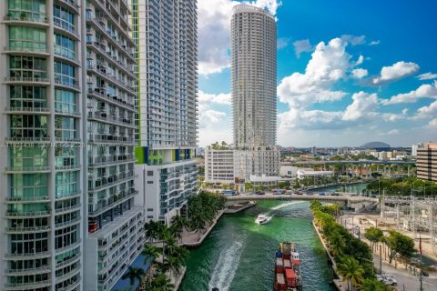 Copropriété à louer à Miami, Floride: 1 chambre, 124.21 m2 № 1988688 - photo 9