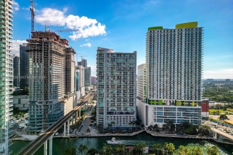 Copropriété à louer à Miami, Floride: 1 chambre, 124.21 m2 № 1988688 - photo 17