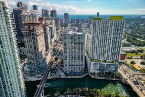 Copropriété à louer à Miami, Floride: 1 chambre, 124.21 m2 № 1988688 - photo 18