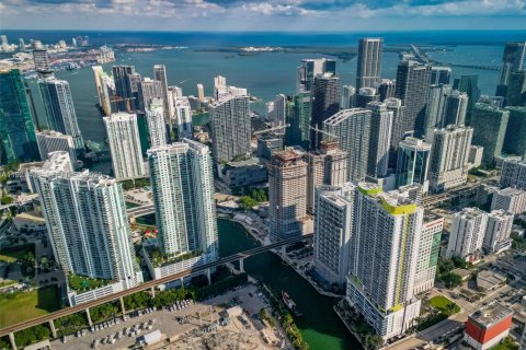 Copropriété à louer à Miami, Floride: 1 chambre, 124.21 m2 № 1988688 - photo 2