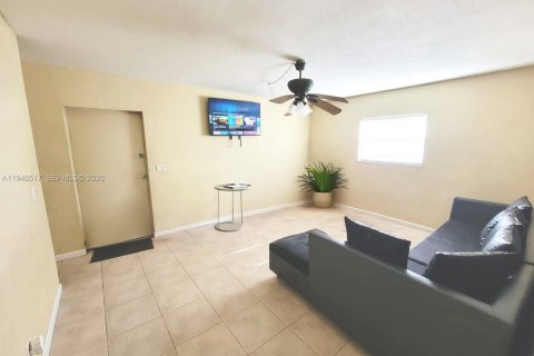 Condo in Lake Worth, Florida, 2 bedrooms  № 2002803