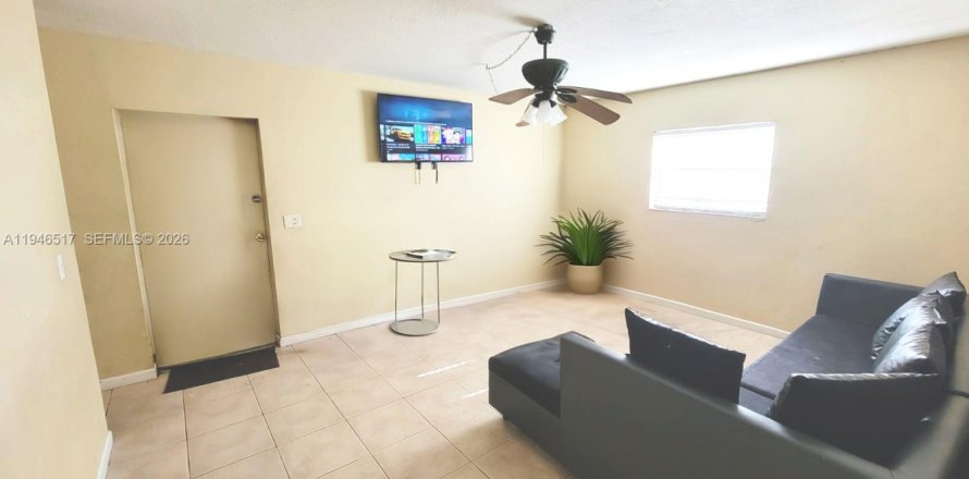 Condo in Lake Worth, Florida, 2 bedrooms  № 2002803