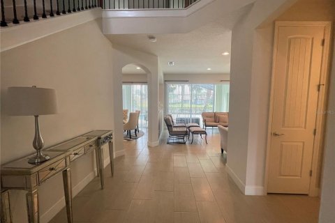House in Orlando, Florida 4 bedrooms, 302.3 sq.m. № 1802213 - photo 4