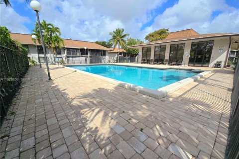 Copropriété à vendre à Hollywood, Floride: 1 chambre, 62.24 m2 № 2044600 - photo 15