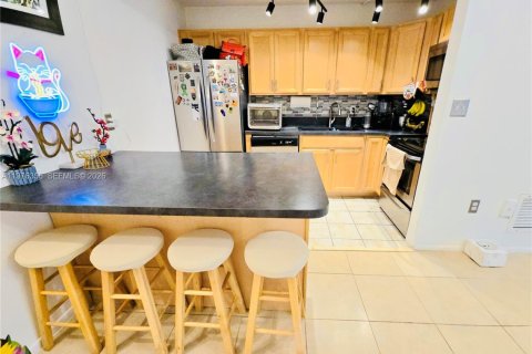 Copropriété à vendre à Hollywood, Floride: 1 chambre, 62.24 m2 № 2044600 - photo 2