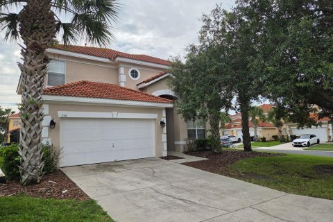 House in Davenport, Florida 6 bedrooms, 257.43 sq.m. № 2287245