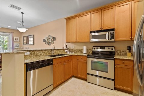 Touwnhouse à vendre à Davie, Floride: 2 chambres, 110.09 m2 № 2076997 - photo 8